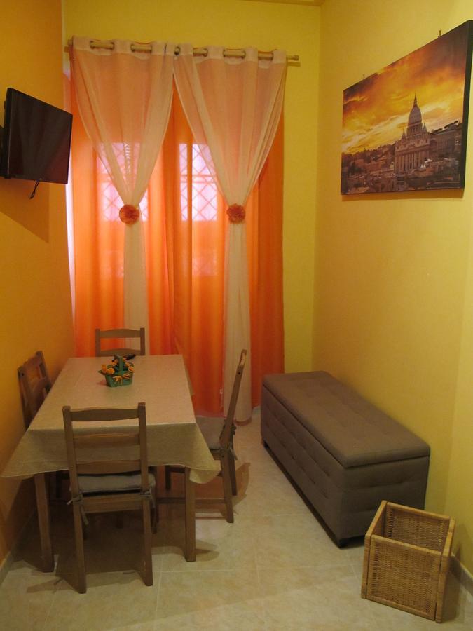 B&B La Casa Di Gabry Рим Экстерьер фото